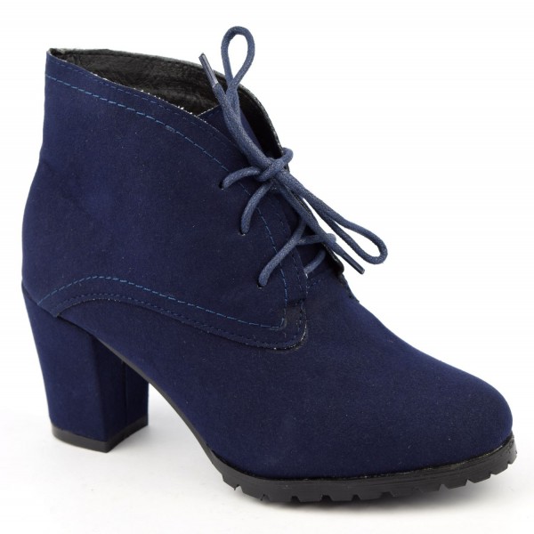 stivaletti-blu-896kvv.jpg Stivaletti blu navy taglia piccola, aspetto scamosciato, Melisandre - immagine 1