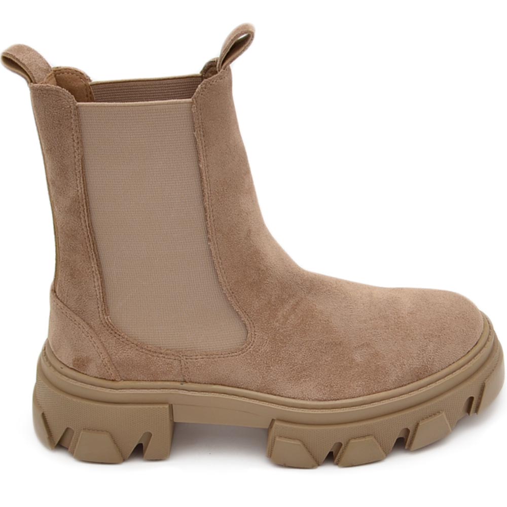 stivaletti-chelsea-donna-826vod.jpg Stivaletti donna chelsea boots combat impermeabile ecopelle scamosciato beige fondo alto carrarmato elastico donna stivaletti Corina | MaluShoes - immagine 1
