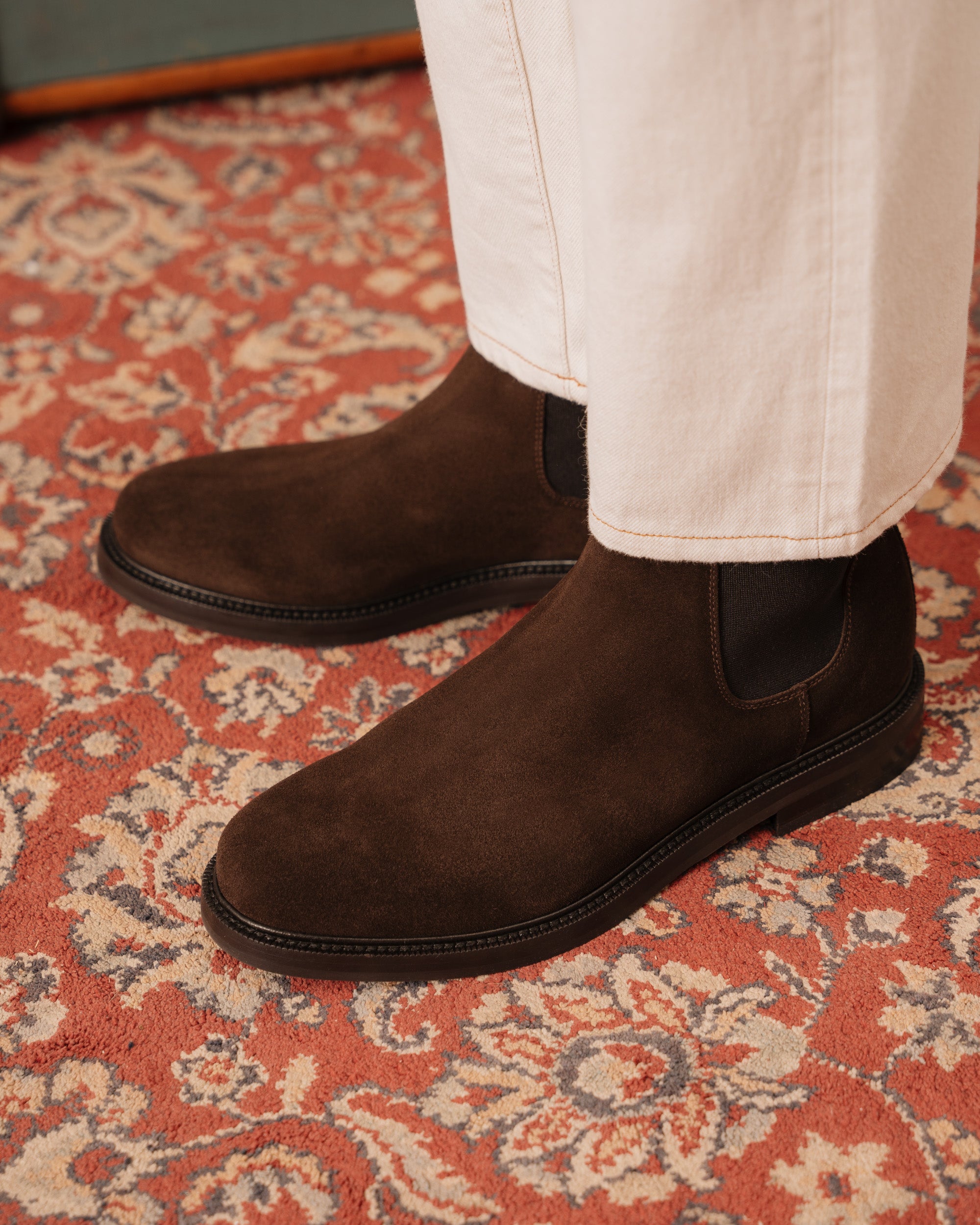 stivaletti-chelsea-uomo-085qsy.jpg Stivaletti Chelsea Boots da uomo scamosciati | Velasca - immagine 1