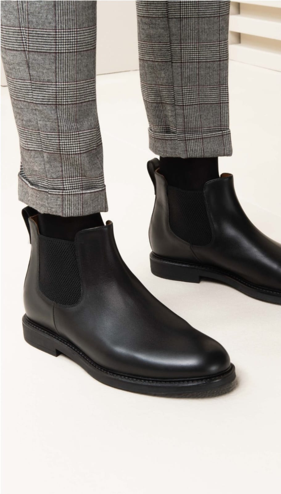 stivaletti-per-uomo-560jfs.jpg Stivaletto Uomo NERO GIARDINI mod. I302953UE Nero / 40 - immagine 1