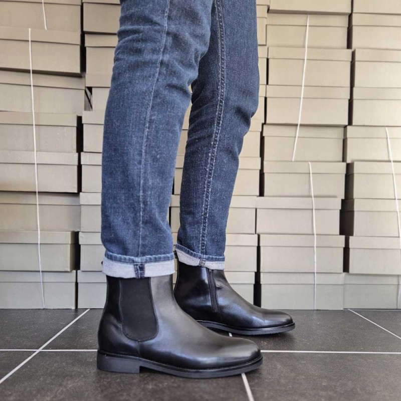 stivaletto-da-uomo-329iqu.jpg Stivaletti Chelsea Boots Uomo Vera Pelle Nero - immagine 1