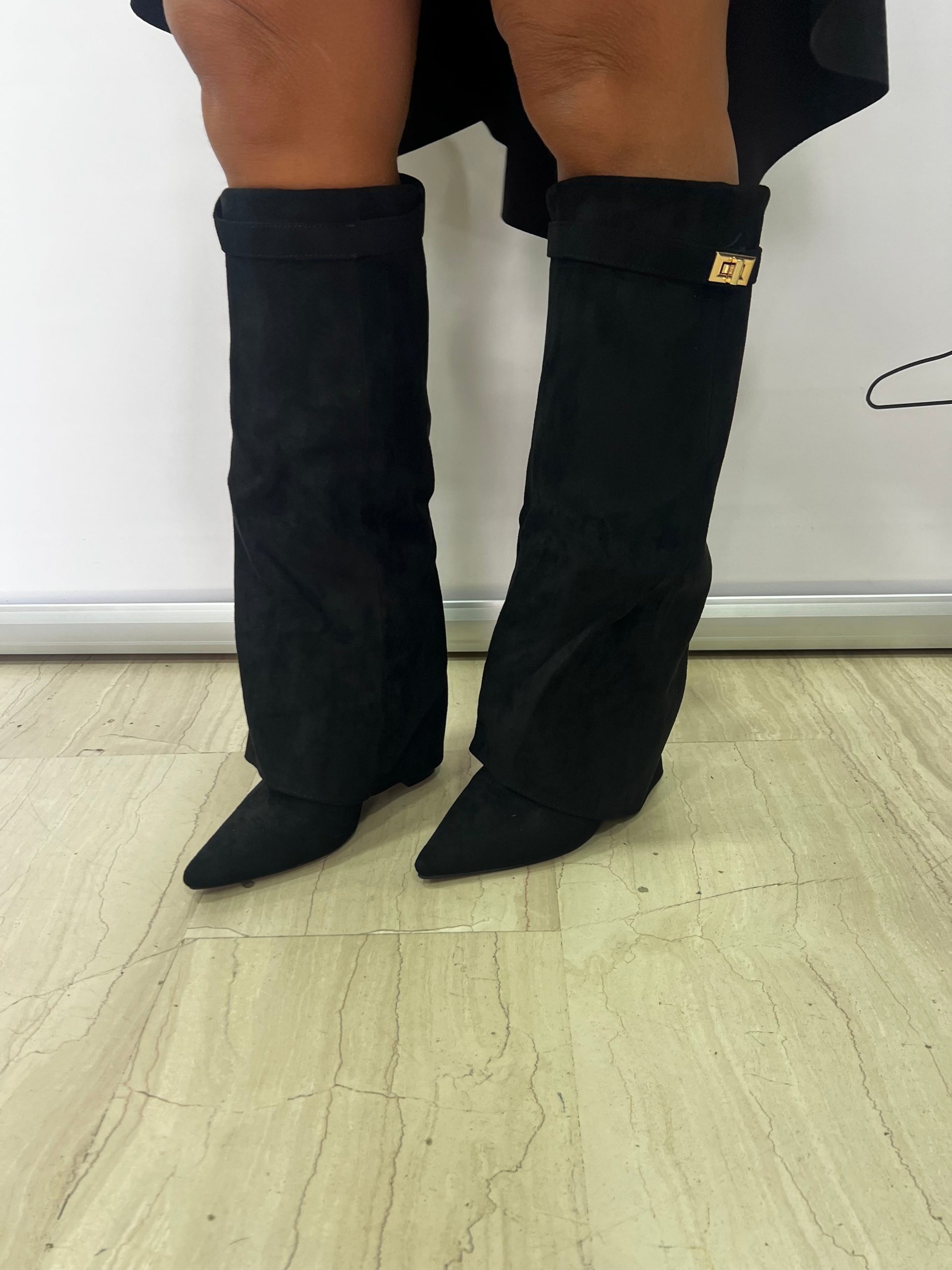 stivali-alti-donna-877cgz.jpg Stivali alti donna con tacco largo - immagine 1