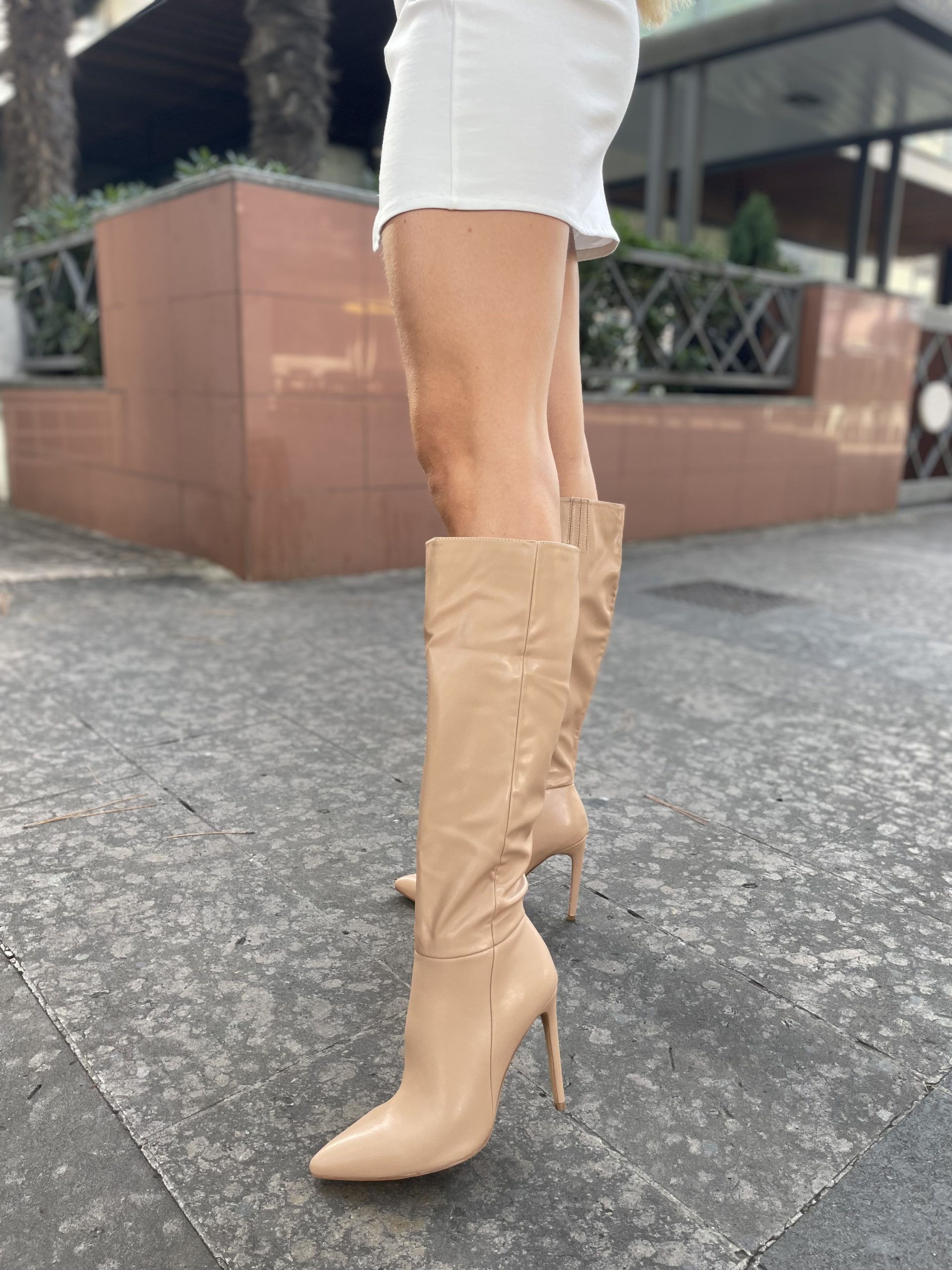 stivali-beige-258anl.jpg Stivali beige con tacco a spillo Alver Accessori Riccione - immagine 1