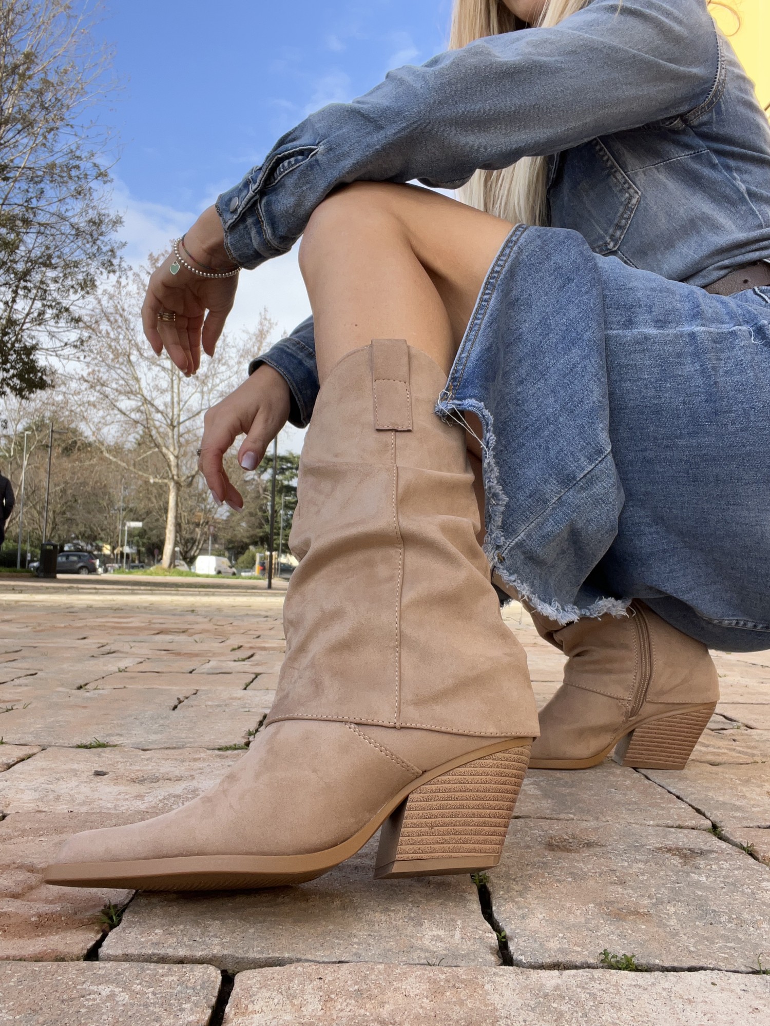 stivali-camperos-609zqr.jpg Stivali camperos TEXANI beige - immagine 1