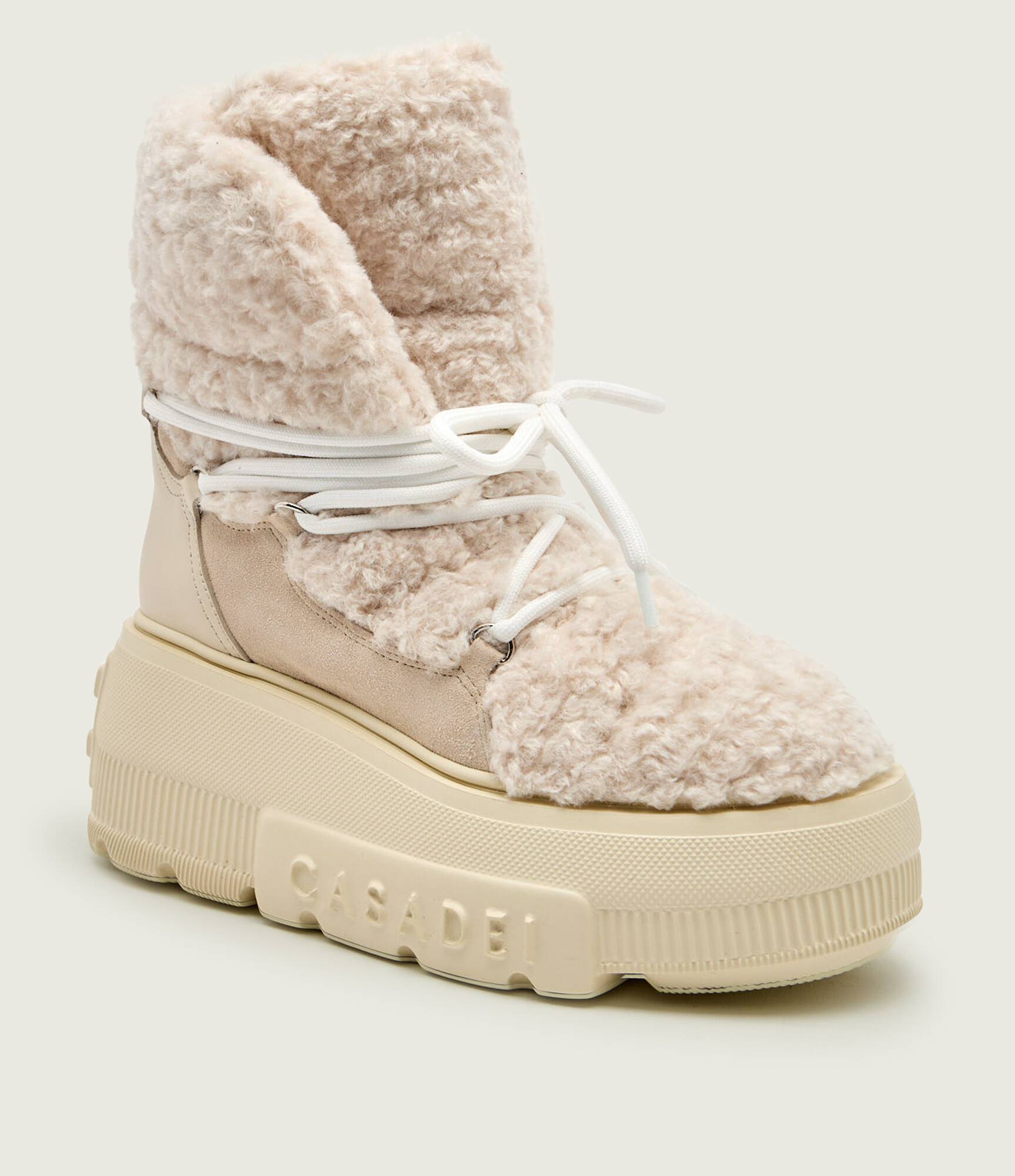 stivali-casadei-983hwd.jpg Stivali da neve Senales Casadei | shearling scamosciato | colore écru | Gomez.moda - immagine 1