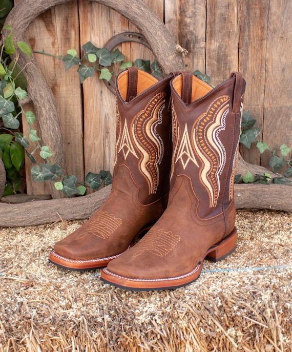 stivali-cowboy-440fqx.jpg Stivali da cowboy western rodeo con punta quadrata in pelle 100% marrone da uomo con suola in gomma Etsy Italia - immagine 1