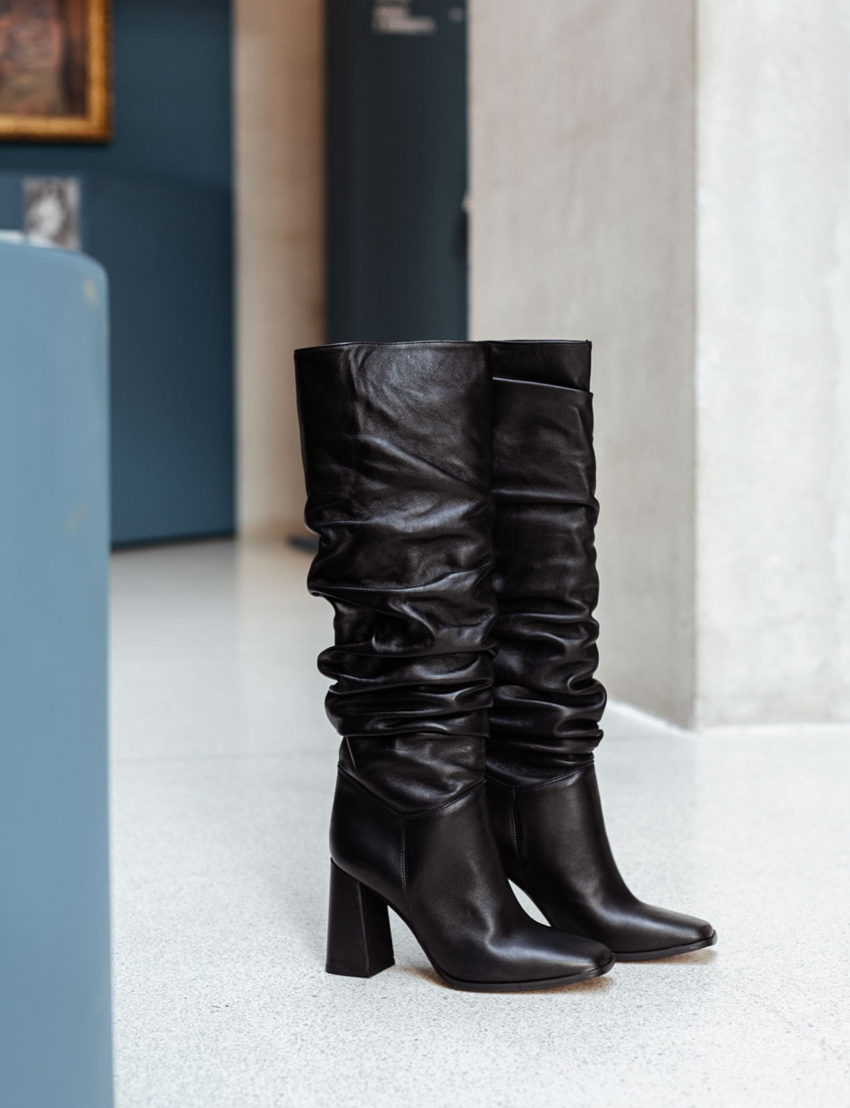 stivali-neri-007zqu.jpg Stivali tacco 9cm pelle nero - immagine 1