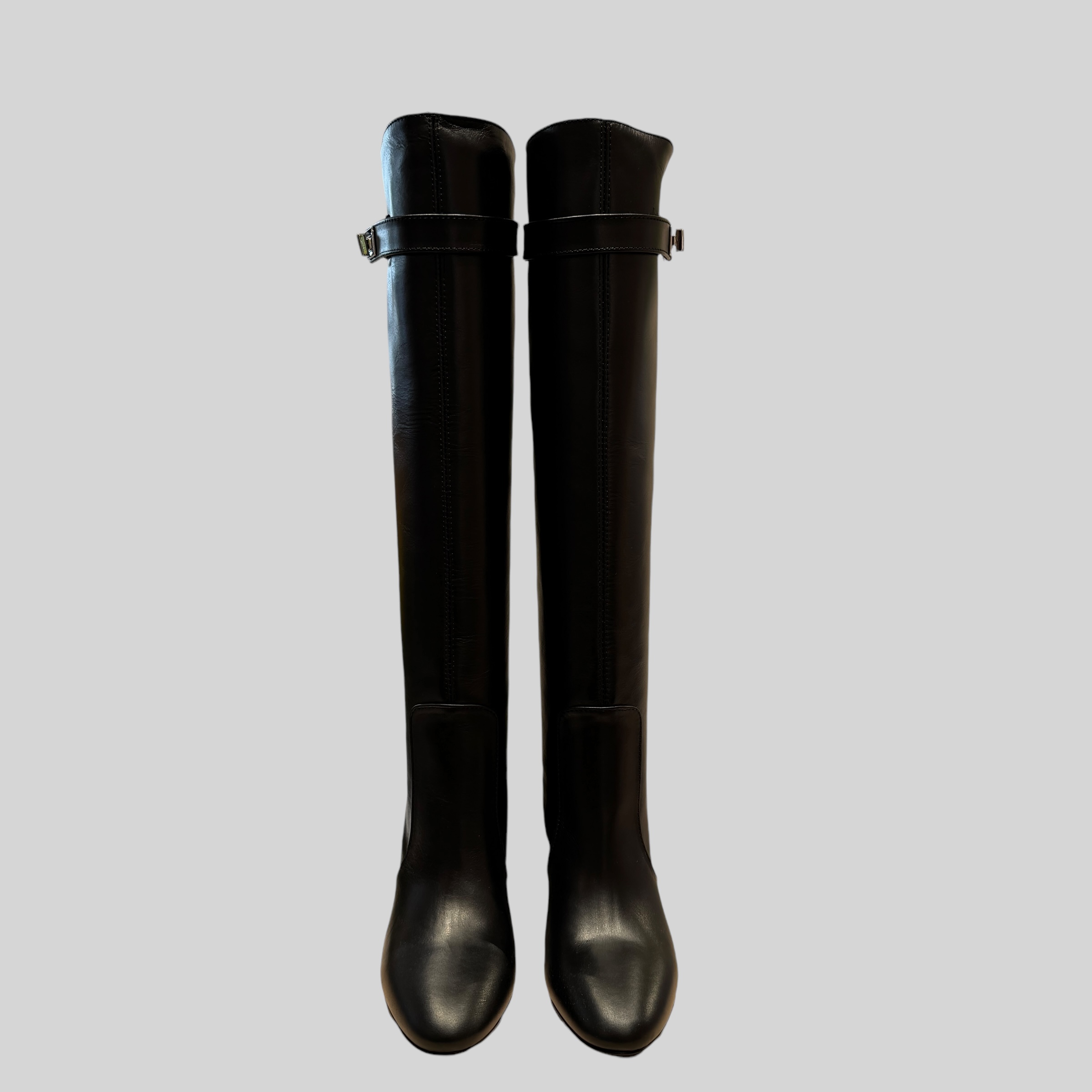 stivali-via-roma-559ksf.jpg Stivali Via Roma 15 in Pelle Nera con Cinturino Amovibile art. 4200 Tacco H 8cm – - immagine 1