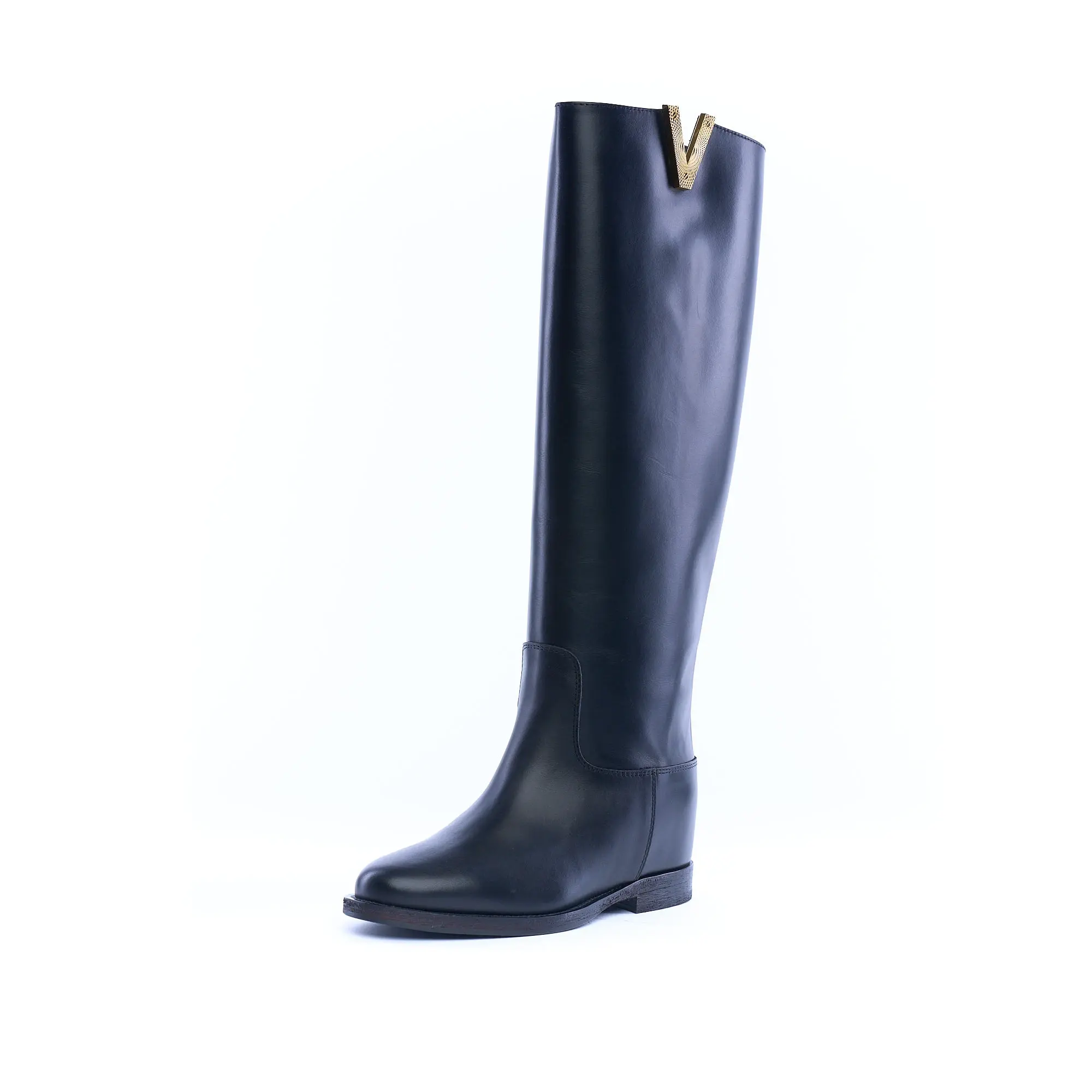 stivali-via-roma-992bkb.webp Stivale donna "VIA ROMA 15" in pelle nero "V" zigrinata e rialzo intern | Larilù Calzature - immagine 1