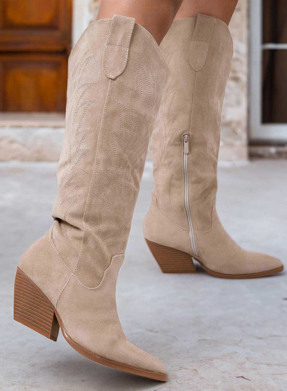 texani-estivi-465wzd.jpg ELEVEN Stivali camperos beige texani con tacco comodo - immagine 1